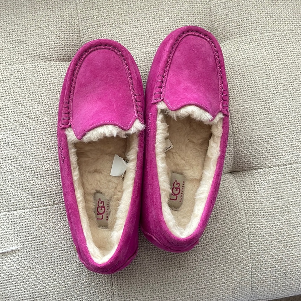 Ugg house slippers
